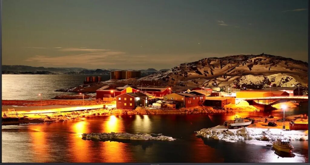 스마트TV 추천 베스트 순위 7에서는 스마트TV를 구입하면 온라인 스트리밍 서비스, 인터넷 검색, 게임, 음악, 영화 등을 앱을 통해 즐길 수 있습니다. Wi-Fi나 블루투스를 이용하여 다른 기기와 연결할 수 있어 TV 시청이 더욱 편리해집니다.